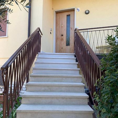 La Casa Di Thomas Apartment Lazise Bagian luar foto